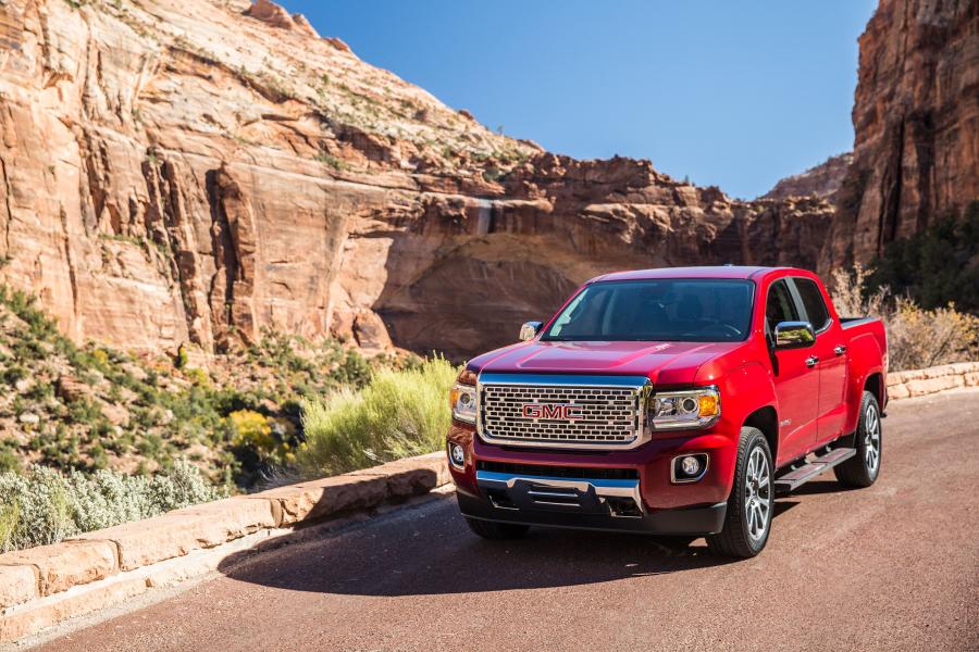  GMC Canyon Denali Crew Cab 2016 года  (фото 4 из 6)